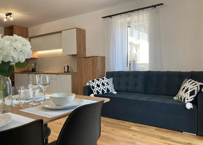 Nowy Plomykowka W Willi Sowiej Apartment