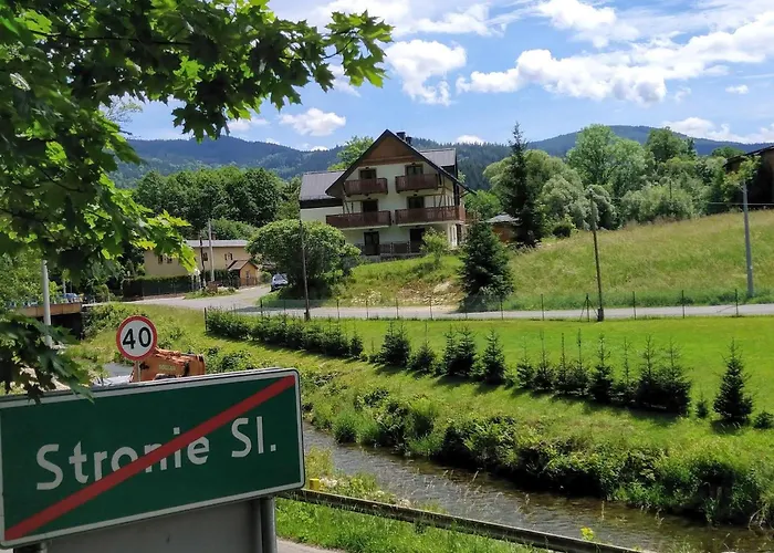 Appartement Nowy Plomykowka W Willi Sowiej